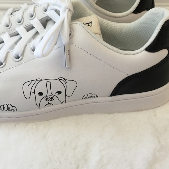 NWOB Ellen Degeneres Dog Sneakers - Picture 5 of 8
